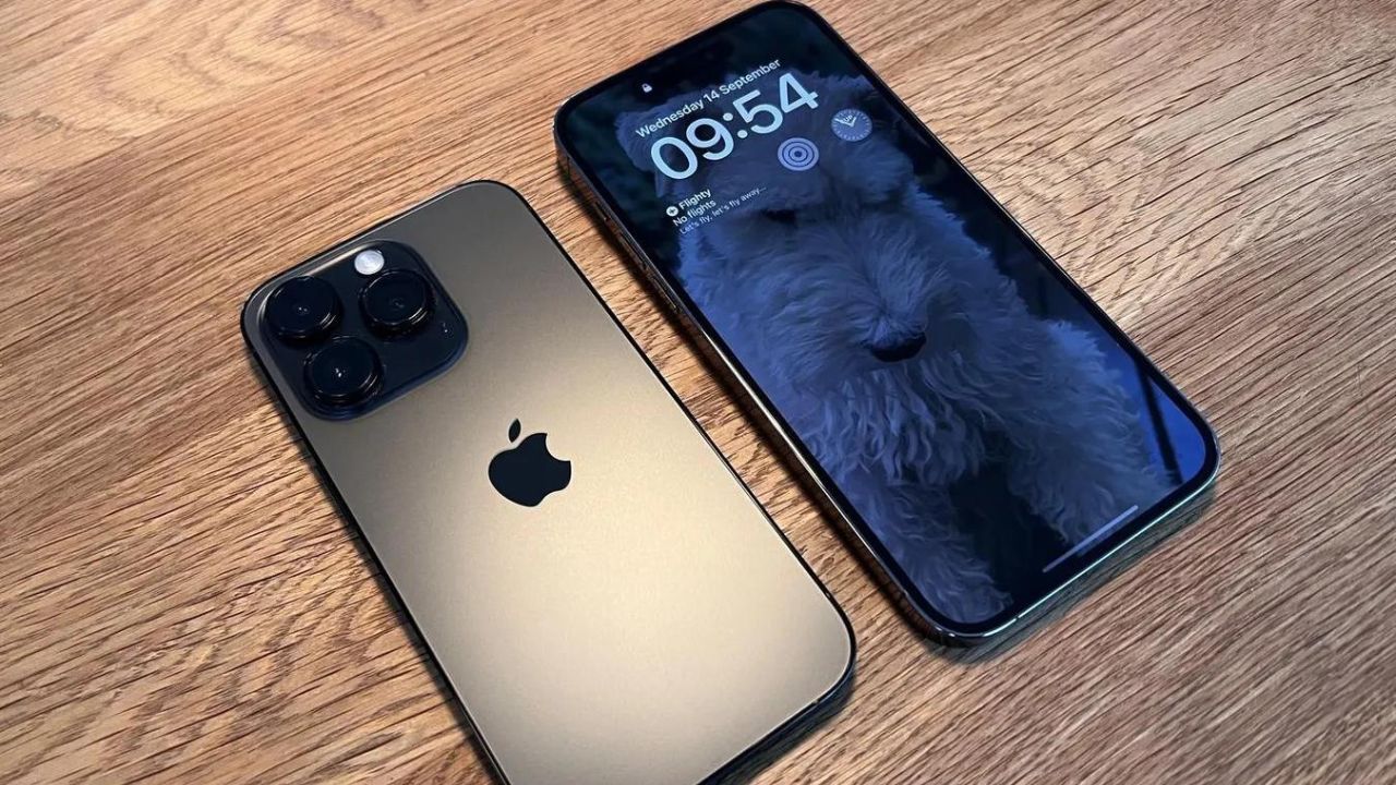 iPhone 15 Raksha Bandhan Discount: రాఖీ స్పెషల్ ఆఫర్.. మీ సోదరికి ఐఫోన్​ 15 గిఫ్ట్‌గా ఇవ్వండి.. ధర ఎంత తగ్గిందంటే..!