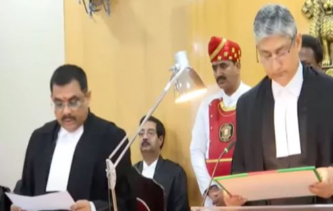AP HC Judge: ఏపీ హైకోర్టు అడిషనల్ జడ్జిగా జస్టిస్ తుహీన్ కుమార్ ప్రమాణ స్వీకారం