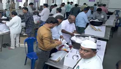Pulivendula ZPTC By Elections: వైసీపీ కంచుకోటను బద్దలుకొట్టిన టీడీపీ.. 30 ఏళ్ల తర్వాత!