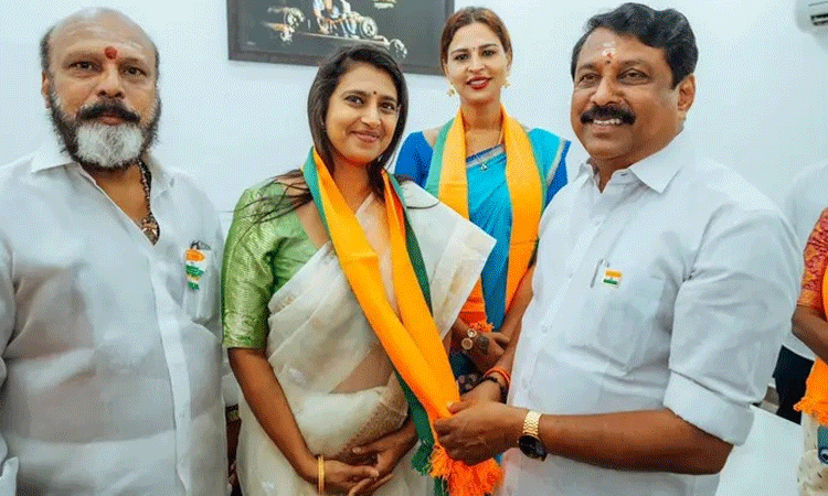 Actress Kasturi: బీజేపీ కండువా కప్పుకున్న సినీ నటి కస్తూరి