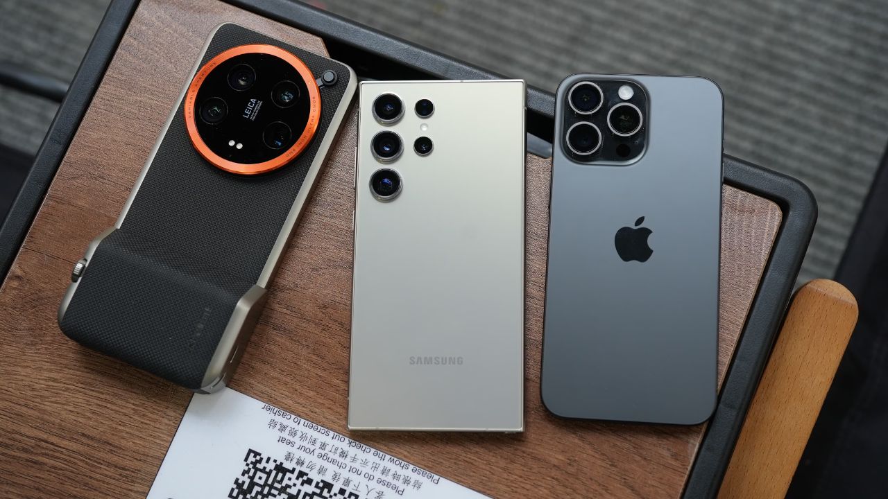 Best Camera Phones: ఈ ఫోన్స్ ఉంటే కెమెరా వద్దంతారంతే.. ఐఫోన్‌తో పోటీగా ది బెస్ట్ ఫోన్స్ ఇవే.. నచ్చిన ఫోన్ కొనేసుకోండి..!