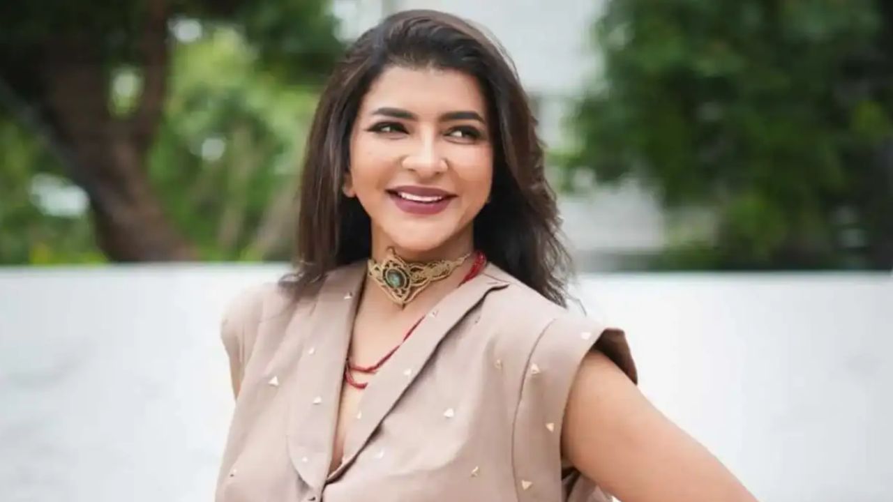 Manchu Lakshmi: నేడు ఈడీ విచారణకు మంచు లక్ష్మీ
