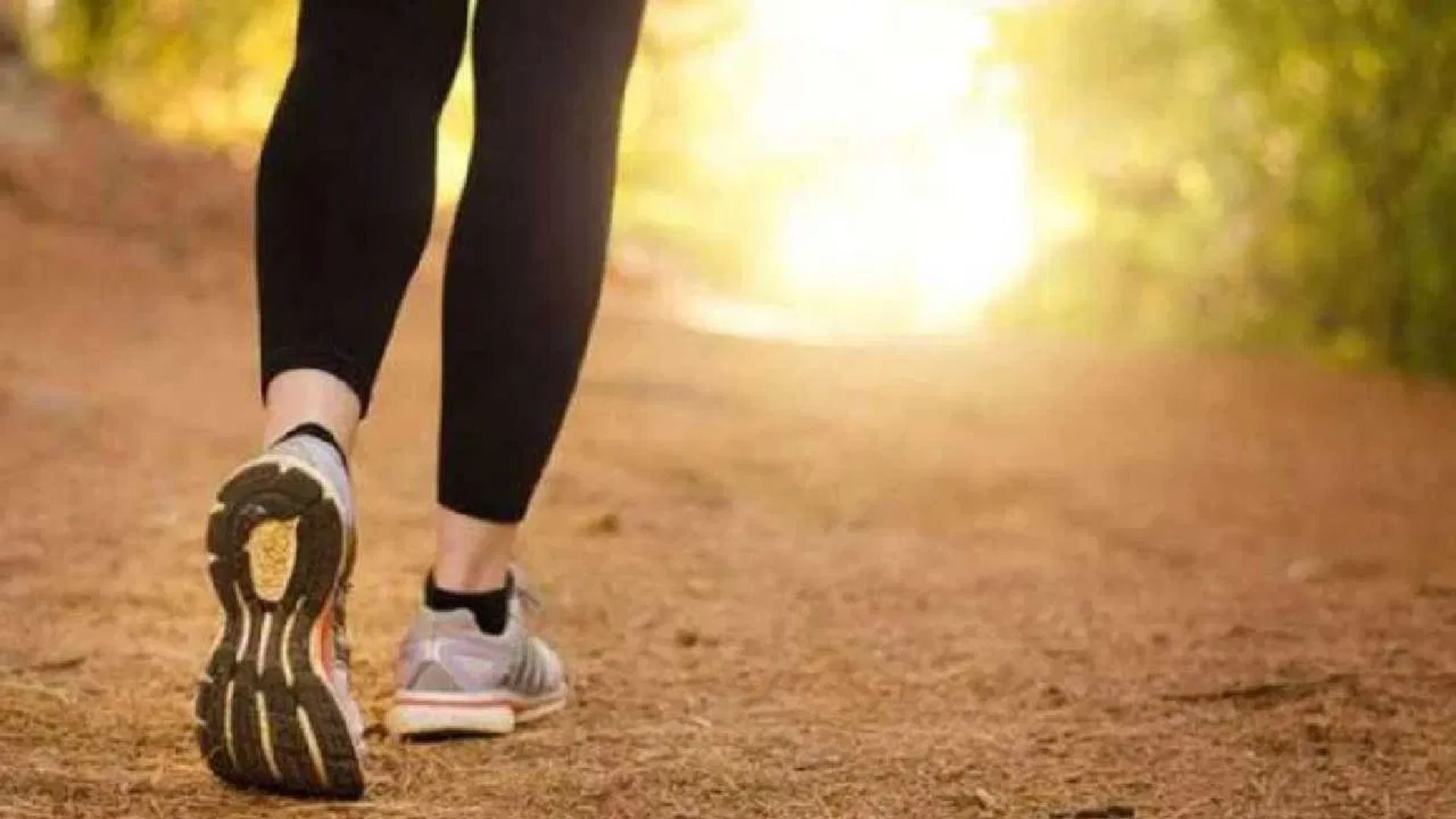 Health Tips: వెనక్కి నడిస్తే ఇన్ని లాభాలా..?