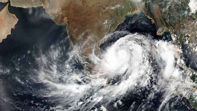 Heavy Rain Alert: బంగాళాఖాతంలో మరో అల్పపీడనం.. మూడు రోజులపాటు అతి భారీ వర్షాలు!