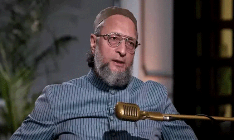 MP Asaduddin Owaisi: పాకిస్థాన్‌తో ఇండియా మ్యాచ్‌ ఆడటమేంటి?.. ఒవైసీ సంచలన వ్యాఖ్యలు