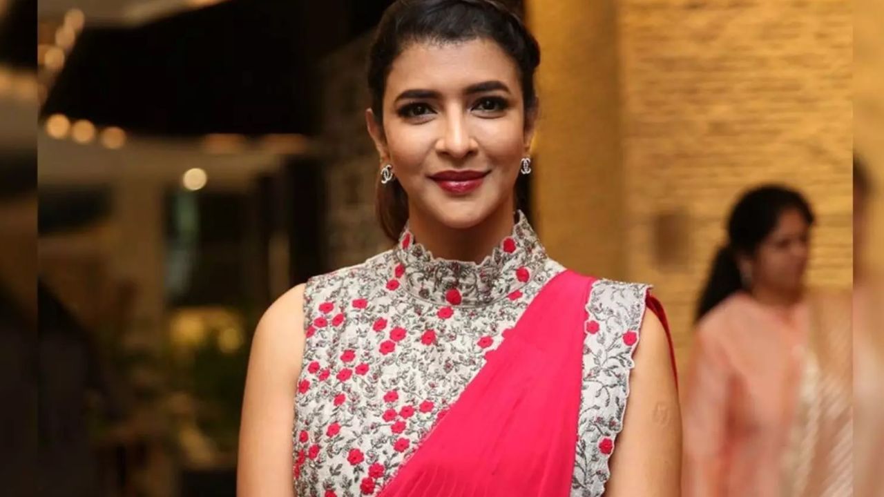 Manchu Lakshmi: బెట్టింగ్ యాప్‌ కేసులో విచారణకు హాజరైన మంచు లక్ష్మీ