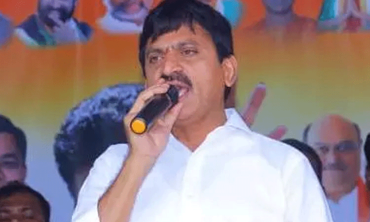 Ponguleti Srinivas Reddy: గత ప్రభుత్వం ఎవరికీ రేషన్‌ కార్డులు ఇవ్వలేదు: మంత్రి పొంగులేటి