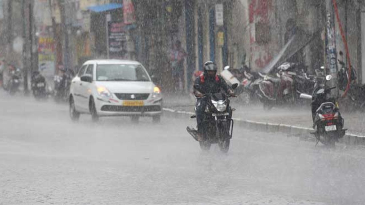 Telangana Rains: తెలంగాణకు బిగ్ రెయిన్ అలర్ట్.. ఈ జిల్లాల్లో భారీ వర్షాలు