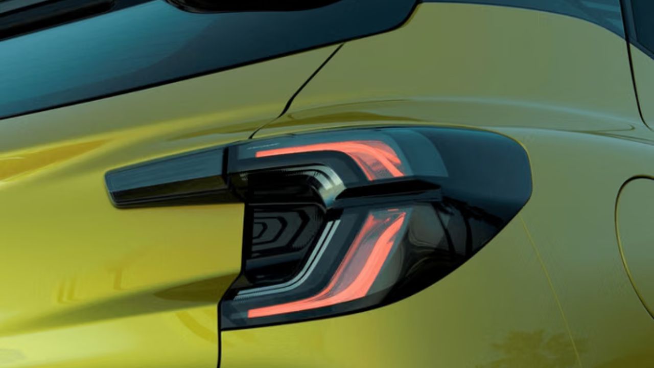 Renault Kiger Facelift: రెనాల్ట్ కిగర్ ఫేస్‌లిఫ్ట్.. టీజర్ వచ్చేసింది.. చాలా తక్కువ ధరకే వచ్చేస్తుంది..!