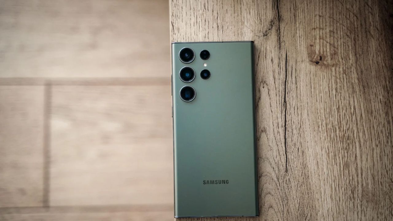 Samsung Galaxy S23 Ultra 5G: 200MP కెమెరా.. ఈ సారి వడోలొద్దు బిగిలు.. శాంసంగ్ గెలాక్సీ S23 Ultra 5G రూ.35,141 డిస్కౌంట్