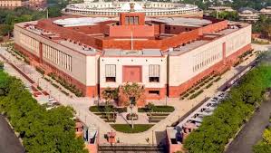 Parliament: యూరియా సమస్యపై పార్లమెంట్ ఆవరణలో కాంగ్రెస్ ఎంపీల ఆందోళన