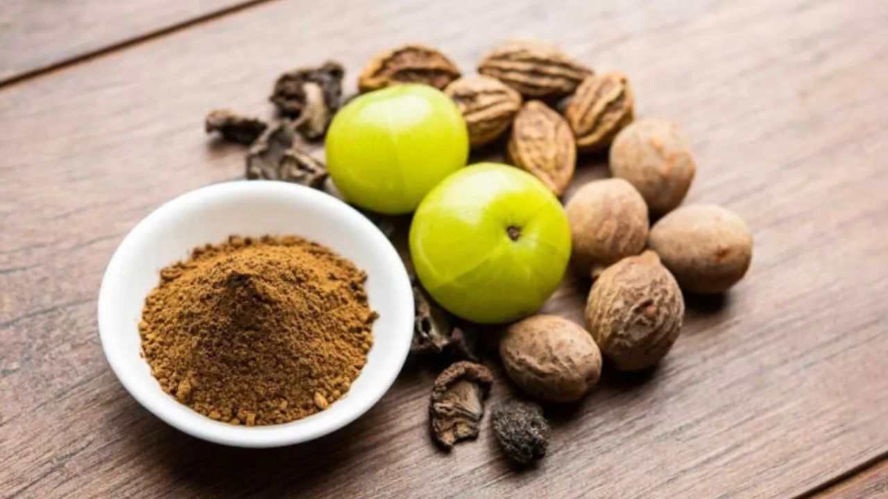 Triphala Benefits: అనేక వ్యాధులకు దివ్య ఔషధం త్రిఫల చూర్ణం..!  ఎలా వాడాలంటే.!