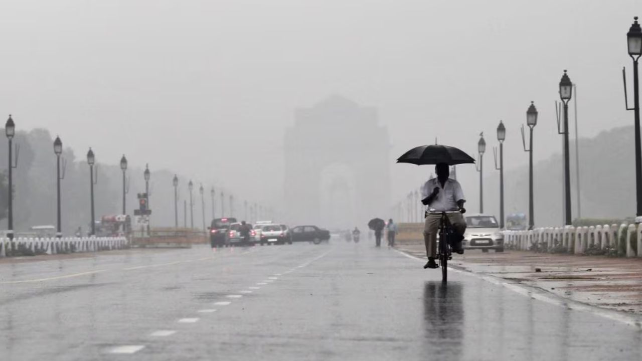 Weather update: దేశవ్యాప్తంగా కుండపోత వర్షాలు.. IMD హెచ్చరిక..!