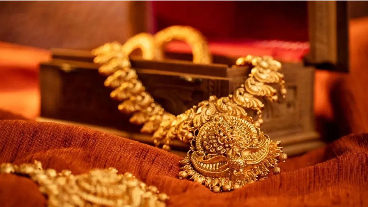 August 11 Gold Silver Prices: నేడు బంగారం, వెండి ధరలు