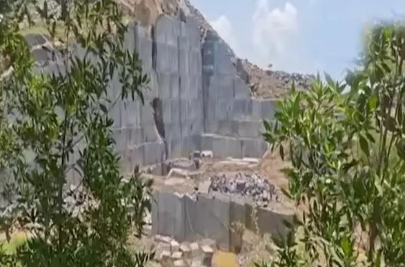 Granite Quarry Accident: ఏపీలో పెను విషాదం.. గ్రానైట్ క్వారీలో అంచు విరిగిపడి ఆరుగురు మృతి