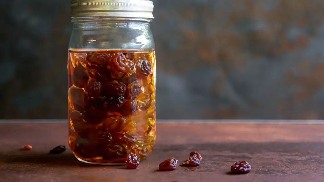 Soaked Raisins Benefits: నానబెట్టిన ఎండుద్రాక్ష తింటే 5 అద్భుత ప్రయోజనాలు