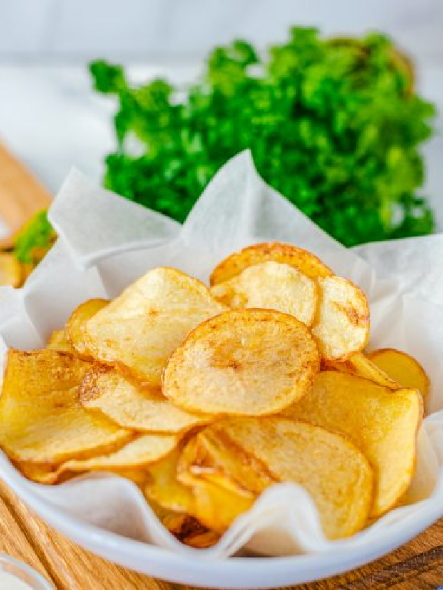 Potato Chips: పొటాటో చిప్స్ అతిగా తింటే జరిగేది ఇదే..!