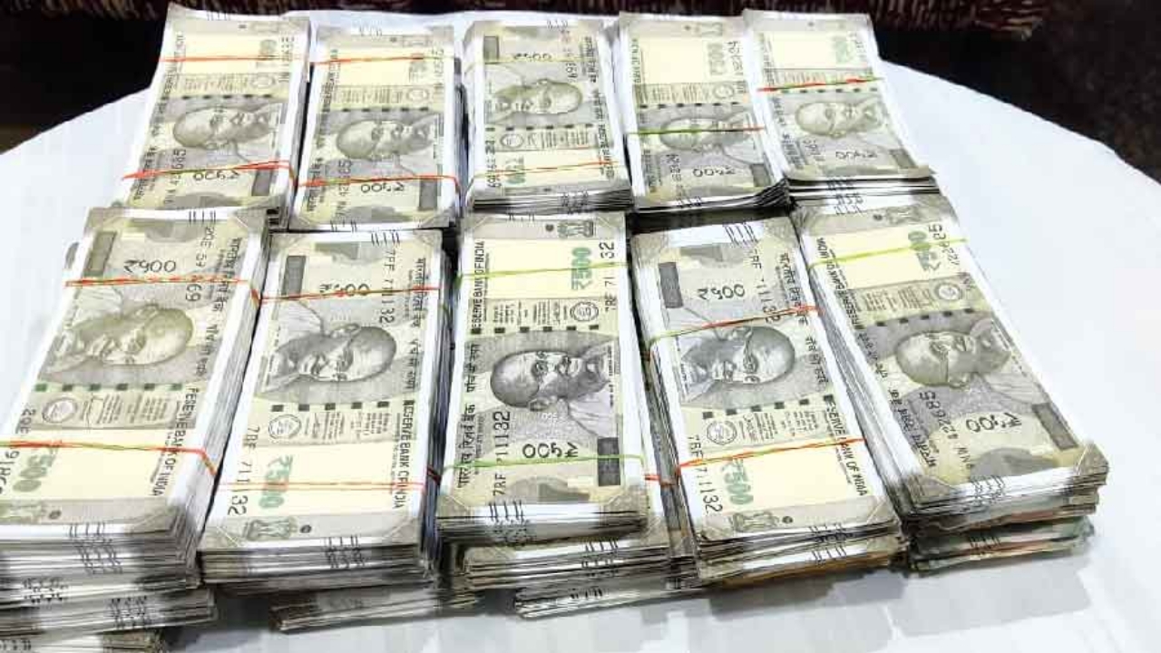 Fake Currency: గతేడాది 2.17 లక్షల ఫేక్ కరెన్సీ స్వాధీనం
