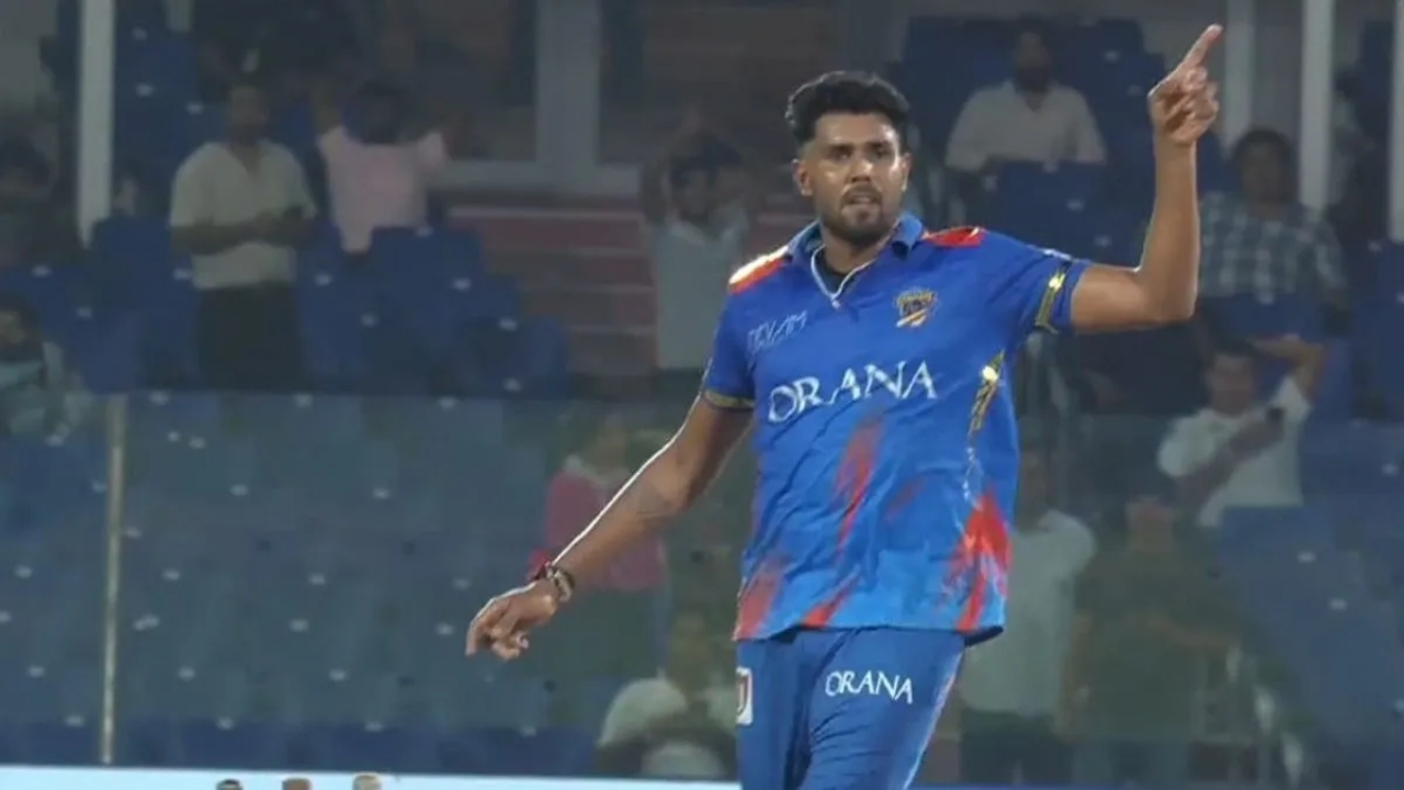 DPL 2025: హర్షిత్ రానా ఓవర్ యాక్షన్ కు ఫైన్