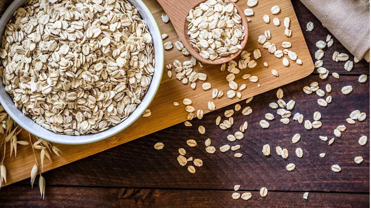 Oats Health Benefits: ఉదయం ఓట్స్ తీంటే ఇన్ని ప్రయోజనాలా..? తెలిస్తే అస్సలు వదలరు..!