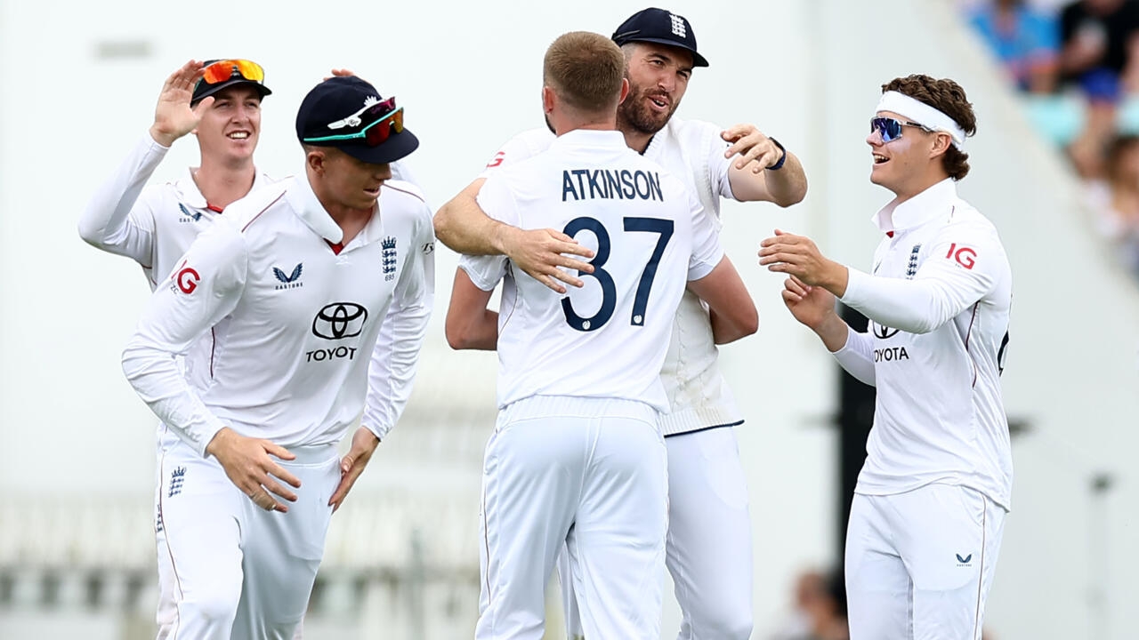 IND Vs ENG: తక్కువ స్కోర్ కే ఆలౌట్ అయిన టీమిండియా