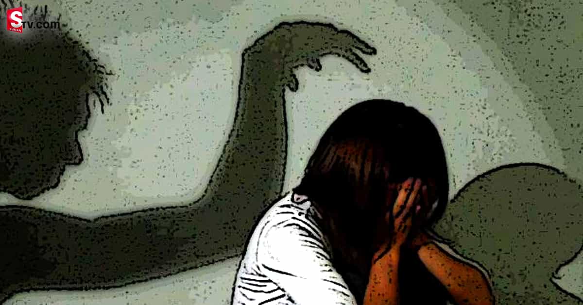 Girl breaks 4-year silence over after same teacher 