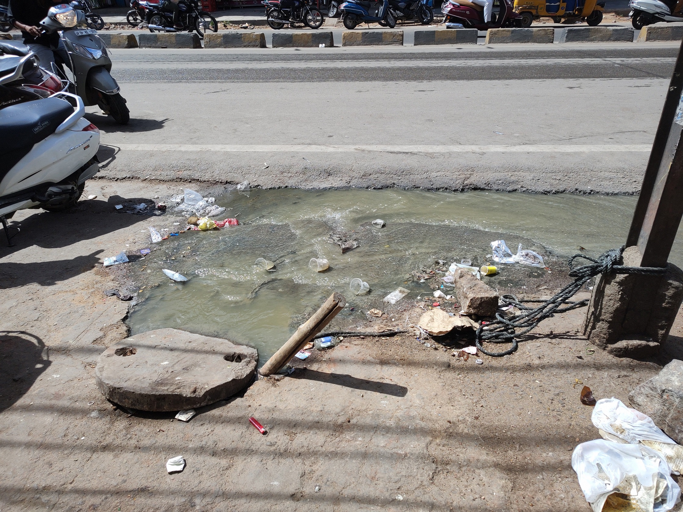 Spilling Sewage