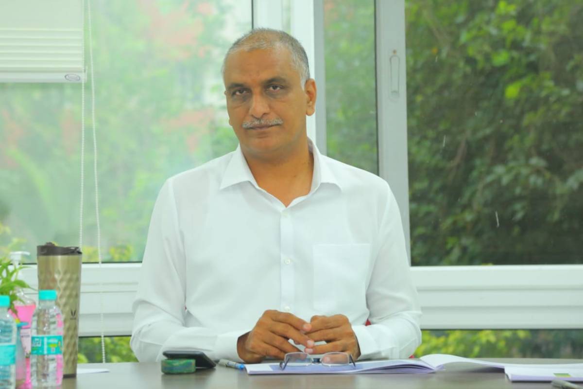 Harish Rao Telangana health Minister Harish Rao directed doctors to prescribe only generic medicines.