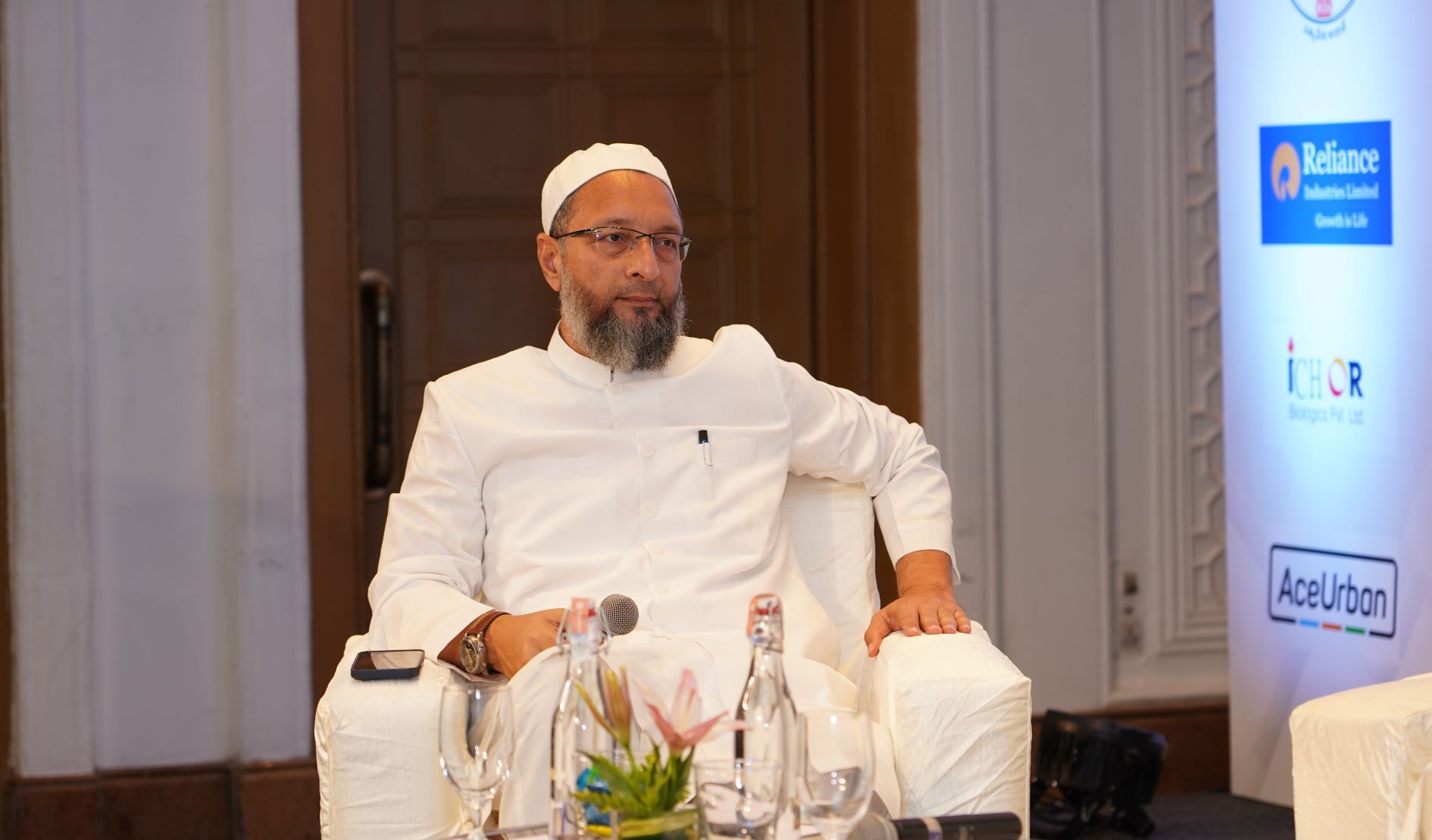 Judiciary1 AIMIM chief Asaduddin Owaisi questioned why Modi was comparing India to Pakistan and Egypt regarding triple talaq. (South First)
