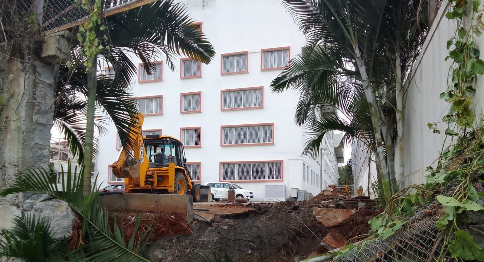 WhatsApp Image 2022-09-14 at 13.44.49 BBMP bulldozes encroachment by Bengaluru school owned by Congress MLA