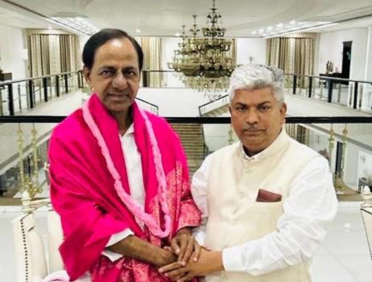 KCR with Rapolu Anand Bhaskar KCR with Rapolu Anand Bhaskar