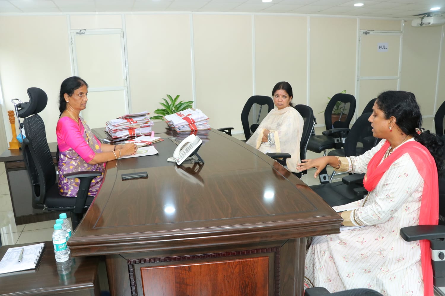 Sabitha Indira Reddy directs to close BSD DAV Telangana Education Minister Sabitha Indira Reddy (on the left) met the officials. (Sabitha Indira Reddy/Twitter)