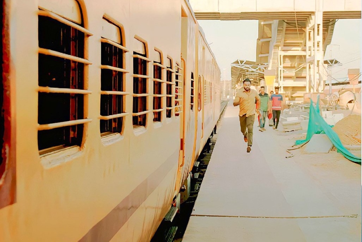 A screenshot from Kalaga Thalaivan. (Supplied)