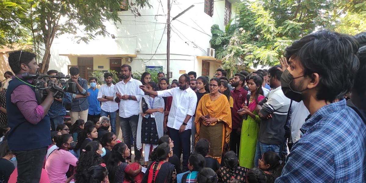 Nizam College Undergraduate students allowed admission to hostel.