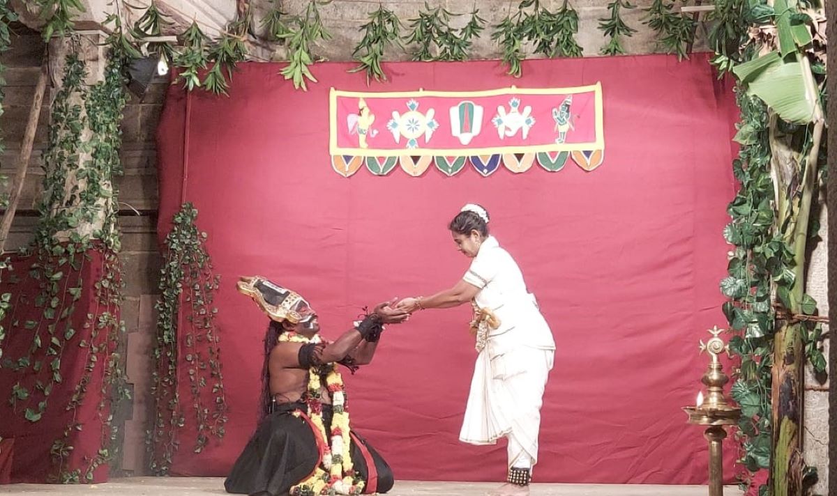 Kaisika Puranam natakam in the Thirukkurungudi temple. the Azhagiya Nambi Kovil, on the day of Kaisika Ekadasi