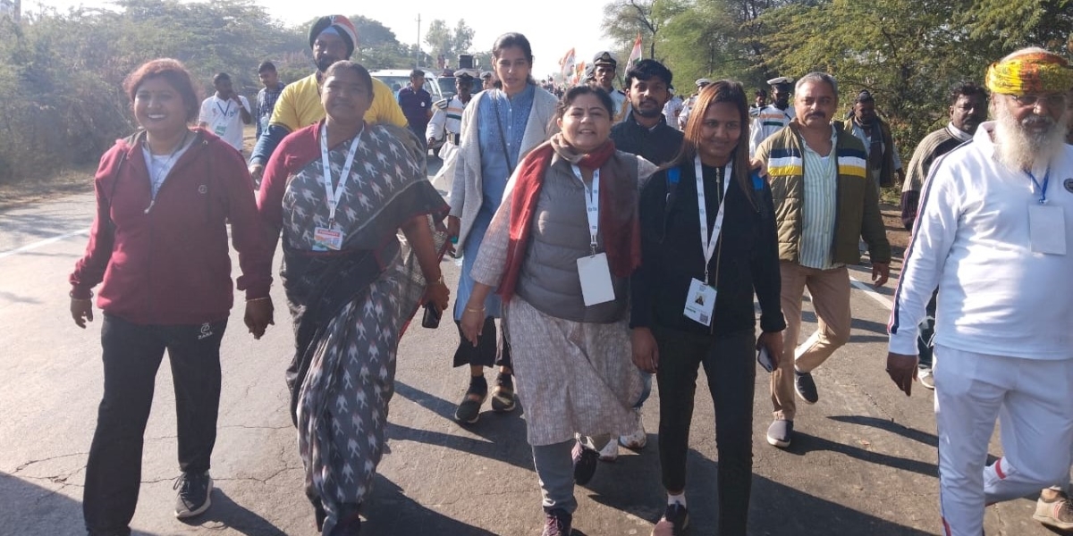 MLA Seethakka (second from left) during the Bharat Jodo Yatra in Rajasthan. (dnetta/Twitter) MLA Seethakka