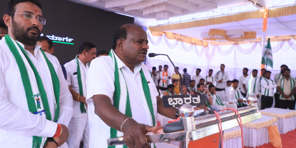 HD Kumaraswamy To meet JD(S)' 123-seat target, Kumaraswamy stated that he was working 18 hours a day and sleeping just 3 hours. (HD Kumaraswamy/Twitter)