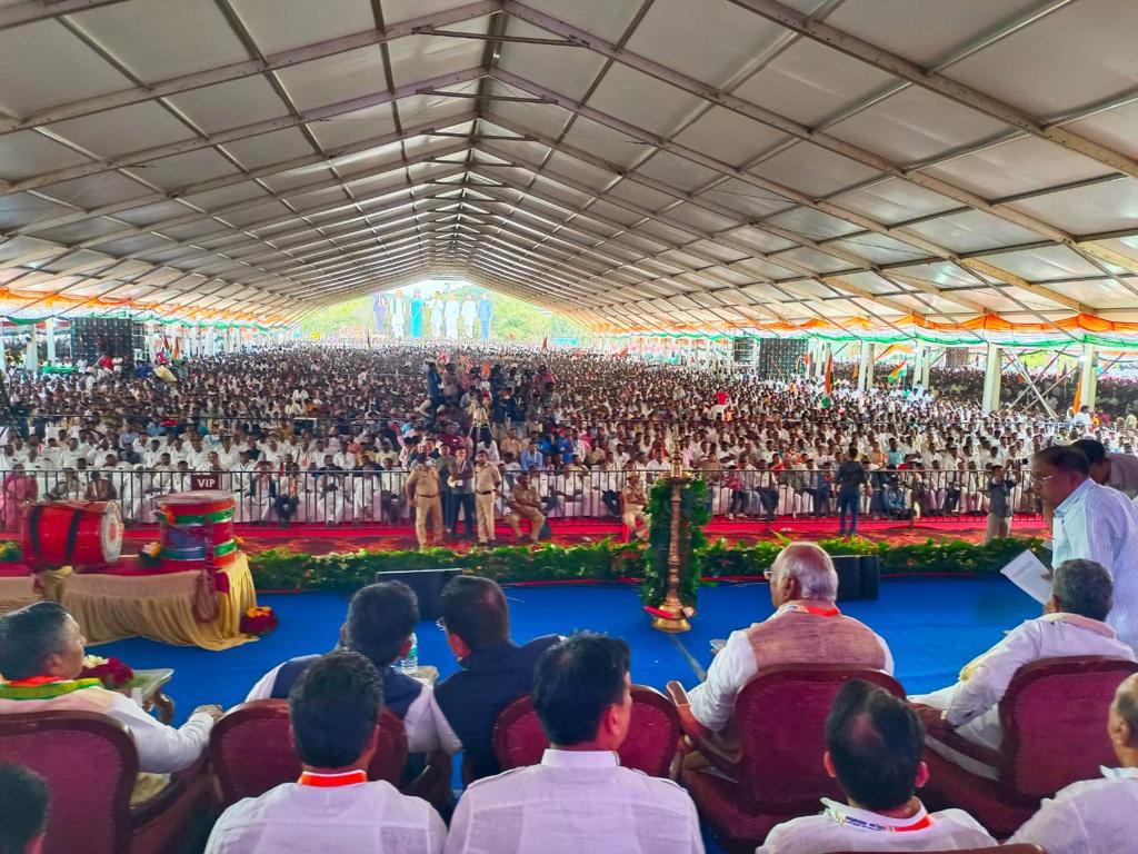 M-Kharge-2 Karnataka: Mallikarjun Kharge calls for SC-ST unity to elect ‘sons of the soil’