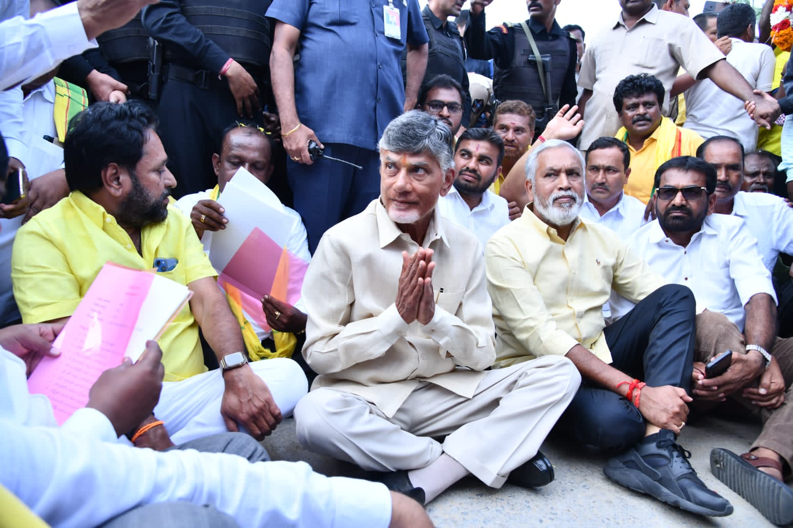 Naidu in Kuppam 1 TDP chief N Chandrababu Naidu at a sit-in protest in the Kuppam constituency in Andhra Pradesh on Friday, 6 January, 2023. (Supplied)