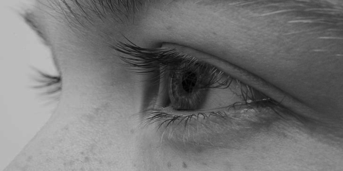 Woman lost vision every time she takes hot bath Woman lost vision every time she takes hot bath