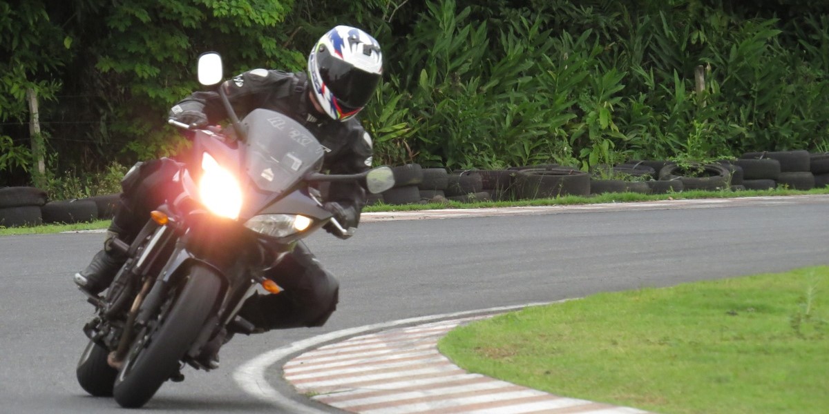 Kerala two wheeler racing kills woman