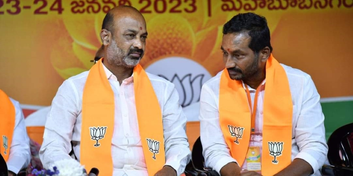 BJP MLA Raghunandan Rao with BJP Telangana chief Bandi Sanjay Kumar. (RaghunandanraoM/Twitter) BJP MLA Raghunandhan Rao