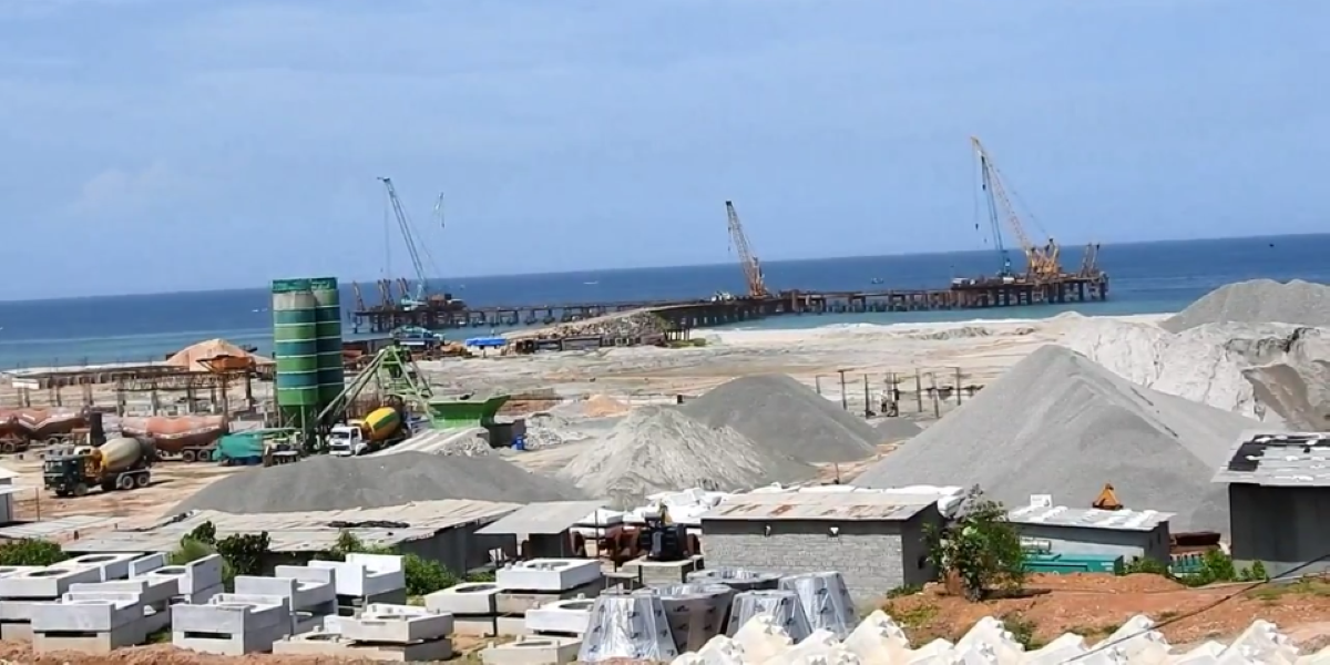 business hub Vizhinjam port