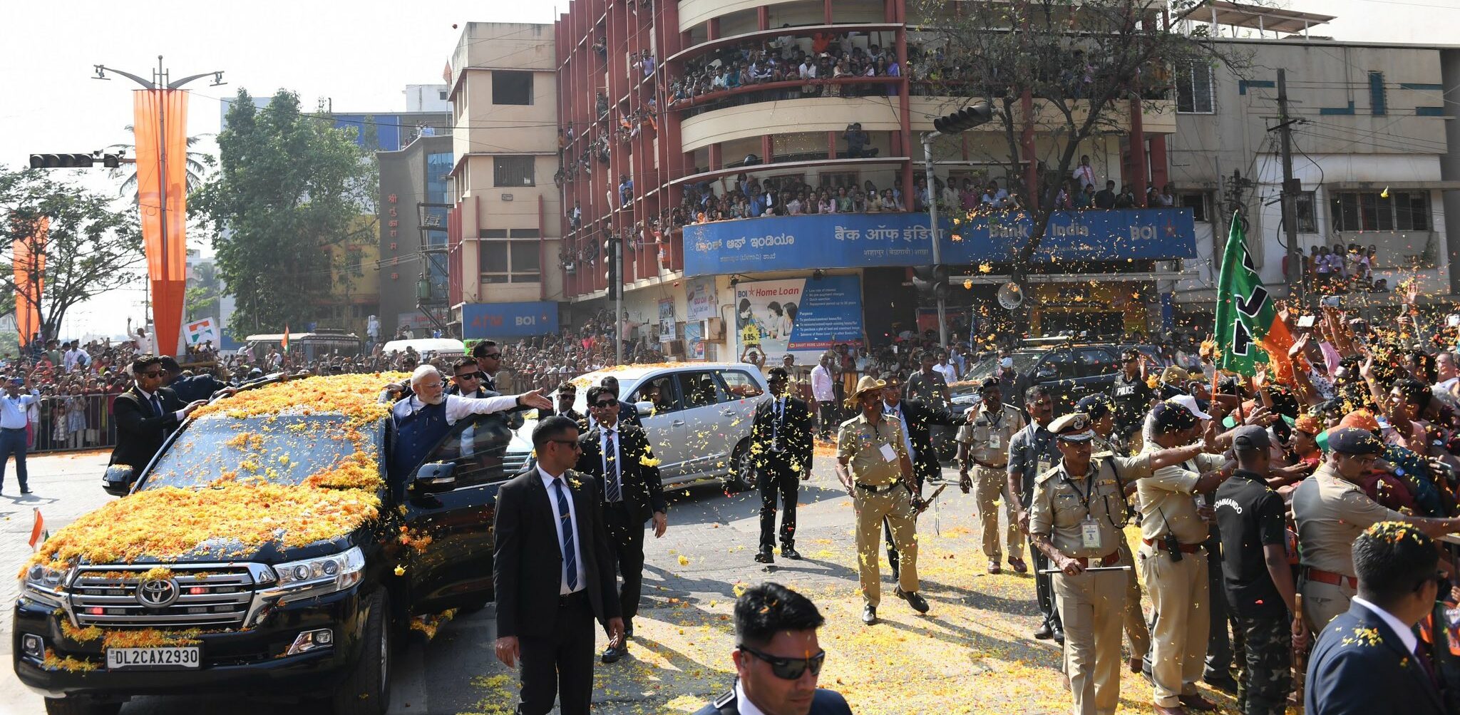 Modi-Belagavi-BJP Prime Minister Narendra Modi held a massive 10.7 km road show in Belagavi City on Monday. (Narendra Modi/Twitter)