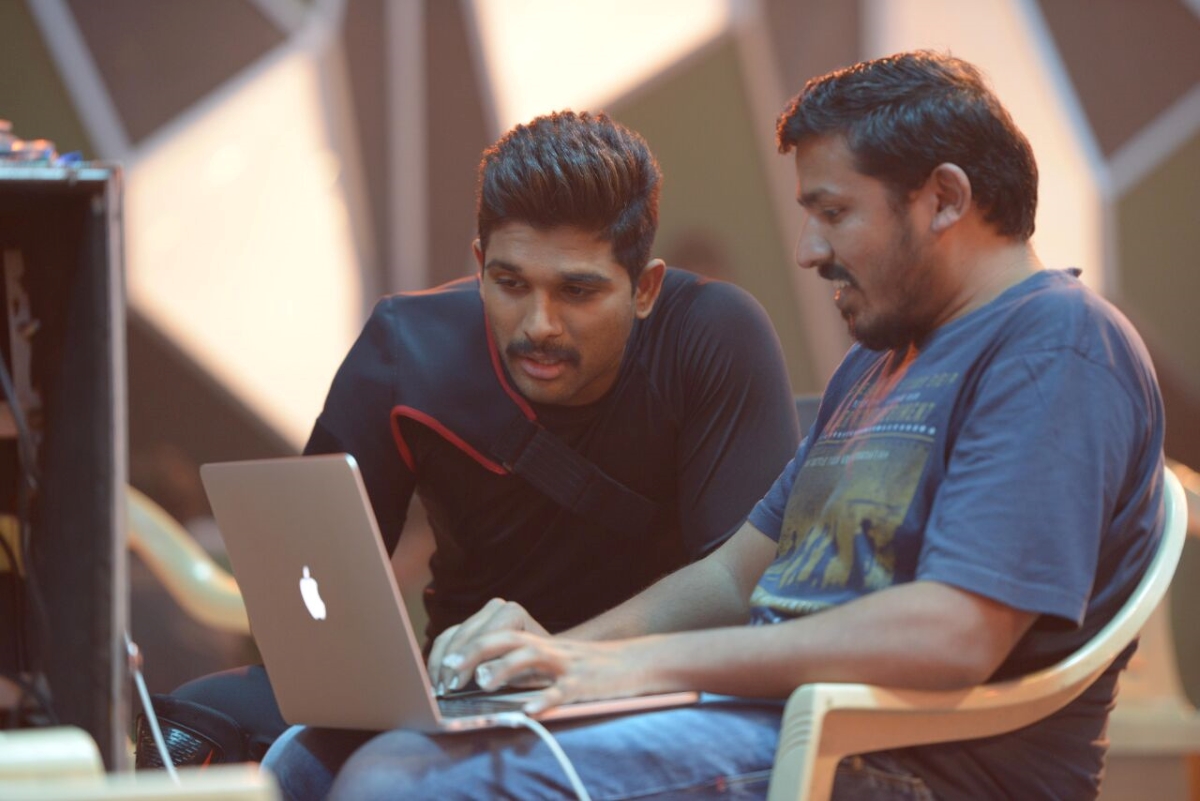 With Allu Arjun in sarrianodu