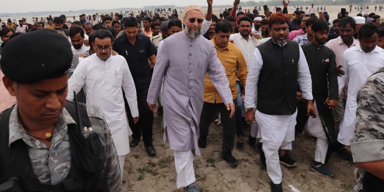 Asaduddin Owaisi in Bihar. (Twitter) Owaisi praised KCR