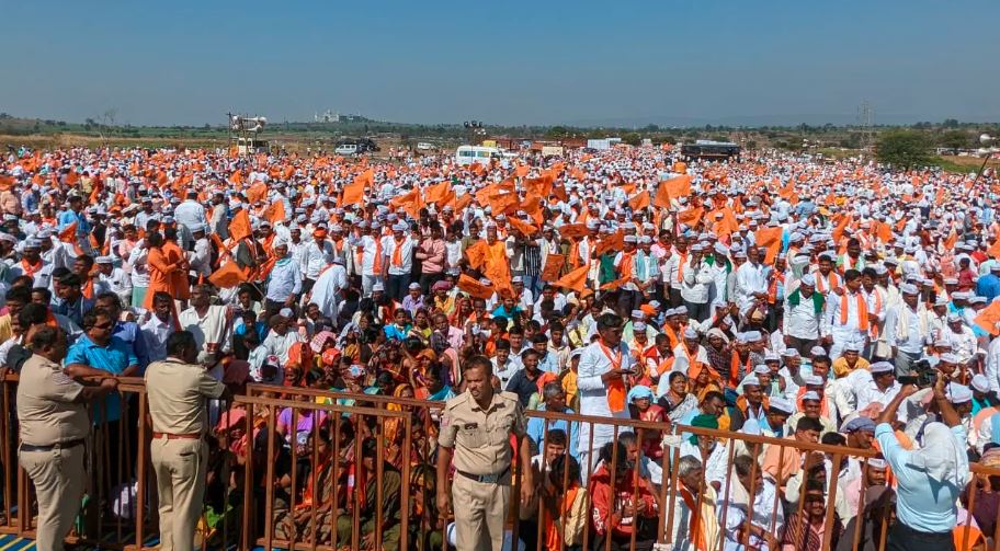 Panchamasalis sect in a protest for 2A reservation in Karnataka Panchamasalis sect in a protest for 2A reservation in Karnataka