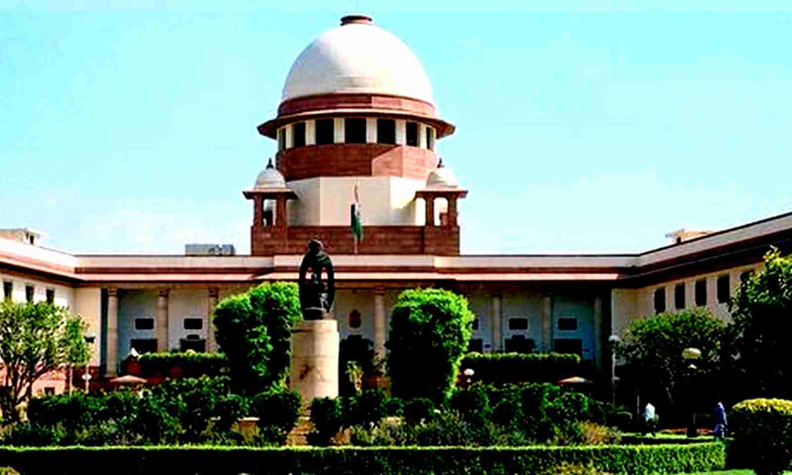 SC Supreme Court initiates suo motu contempt proceedings against Tamil Nadu police sub-inspector for suppressing facts