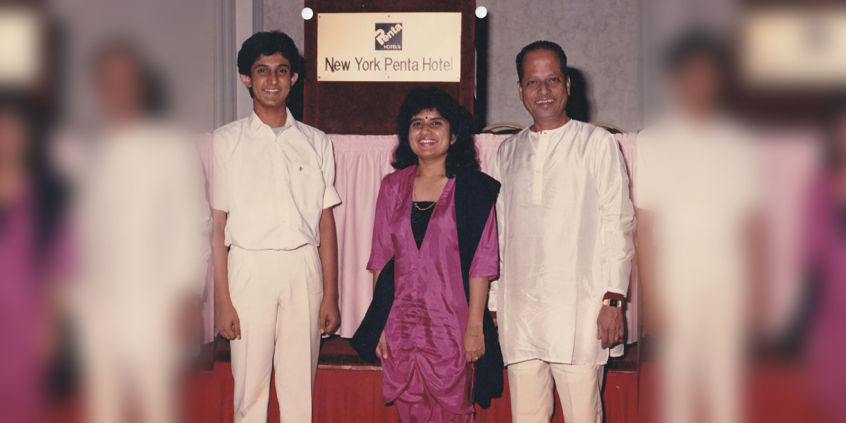 Raju Ananthaswamy with his sister, Sunitha Ananthaswamy and his father, Mysore Ananthaswamy
