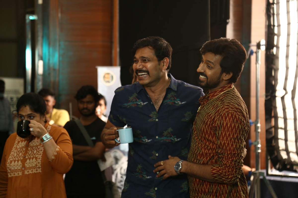 teja kakamanu with priyadarshi